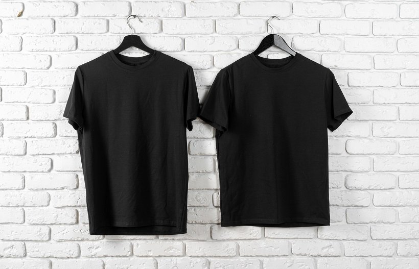 Alasan Baju Kaos Hitam Polos Selalu Jadi Favorit Sepanjang Masa